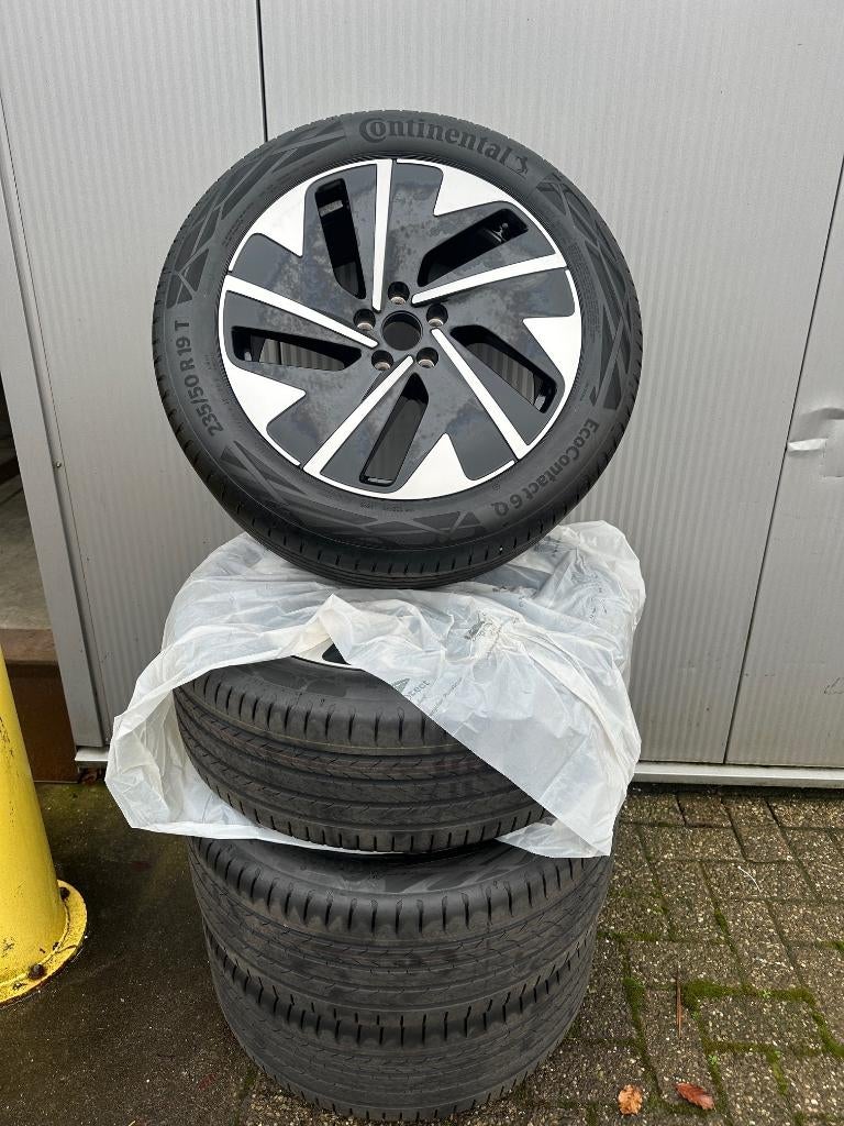 Zomerset Volkswagen ID.7 235/50/R19 | Nieuw, Gebruikt, Banden en Velgen, 235 mm, Personenwagen