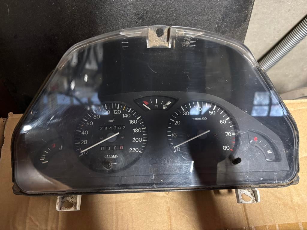 Klokkenpaneel peugeot 106, Auto-onderdelen, Ophalen of Verzenden, Gebruikt, Peugeot