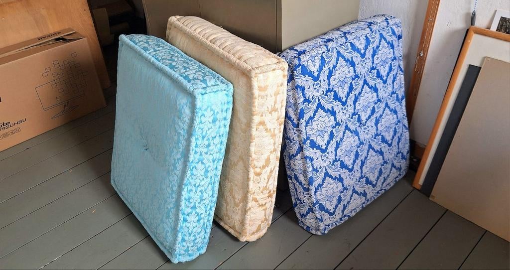 Vier stuks Matras kussens te koop aangeboden, Tuin en Terras, Ophalen of Verzenden, Zo goed als nieuw, Overige materialen