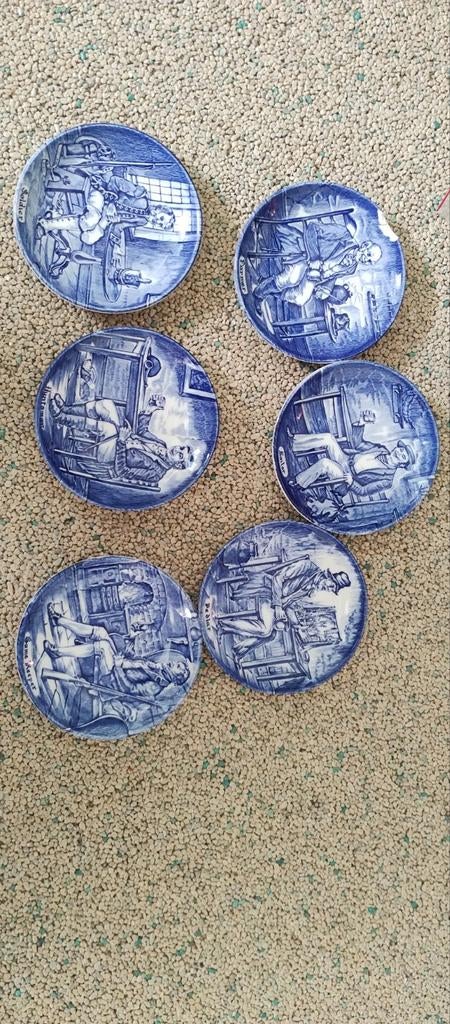 Wedgwood De 6 Ambachten Bordjes - UK, Ophalen of Verzenden