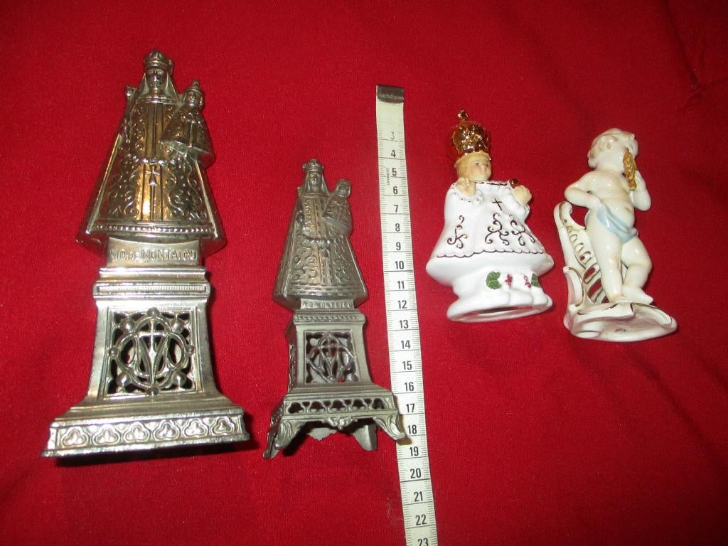 Mariabeeldje en tegels   mooi en u mag bieden per stuk ., Ophalen of Verzenden