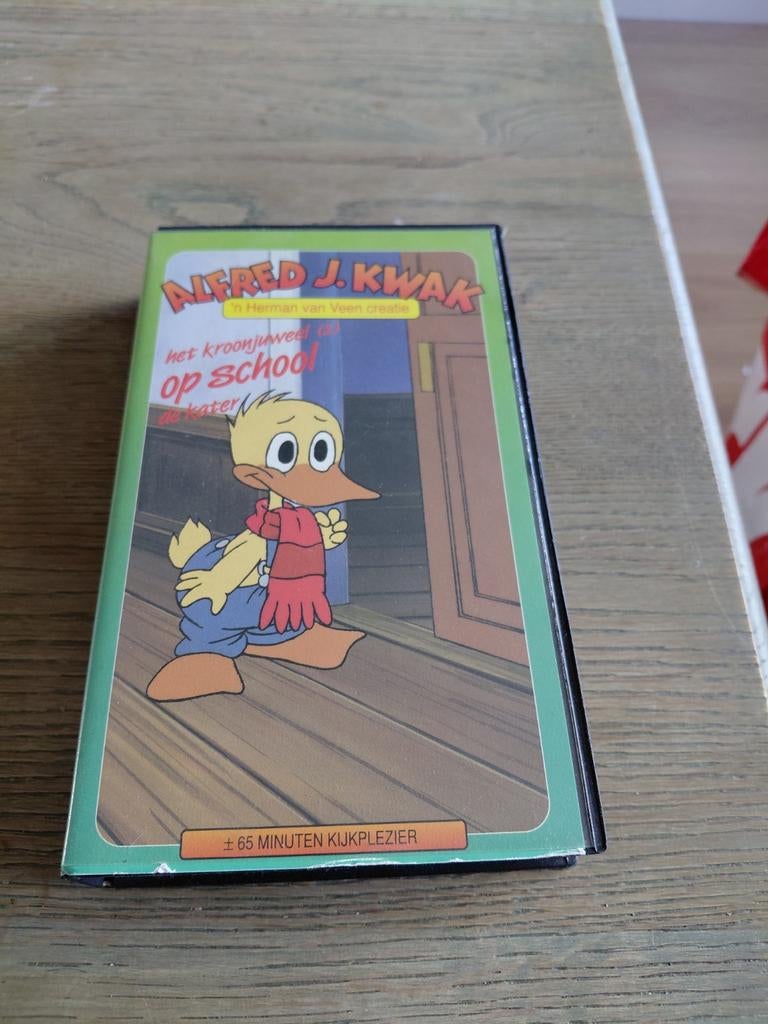 Alfred J. Kwak - Het Kroonjuweel 2 Videoband, Cd's en Dvd's, Gebruikt, Tekenfilm, Alle leeftijden, Ophalen of Verzenden