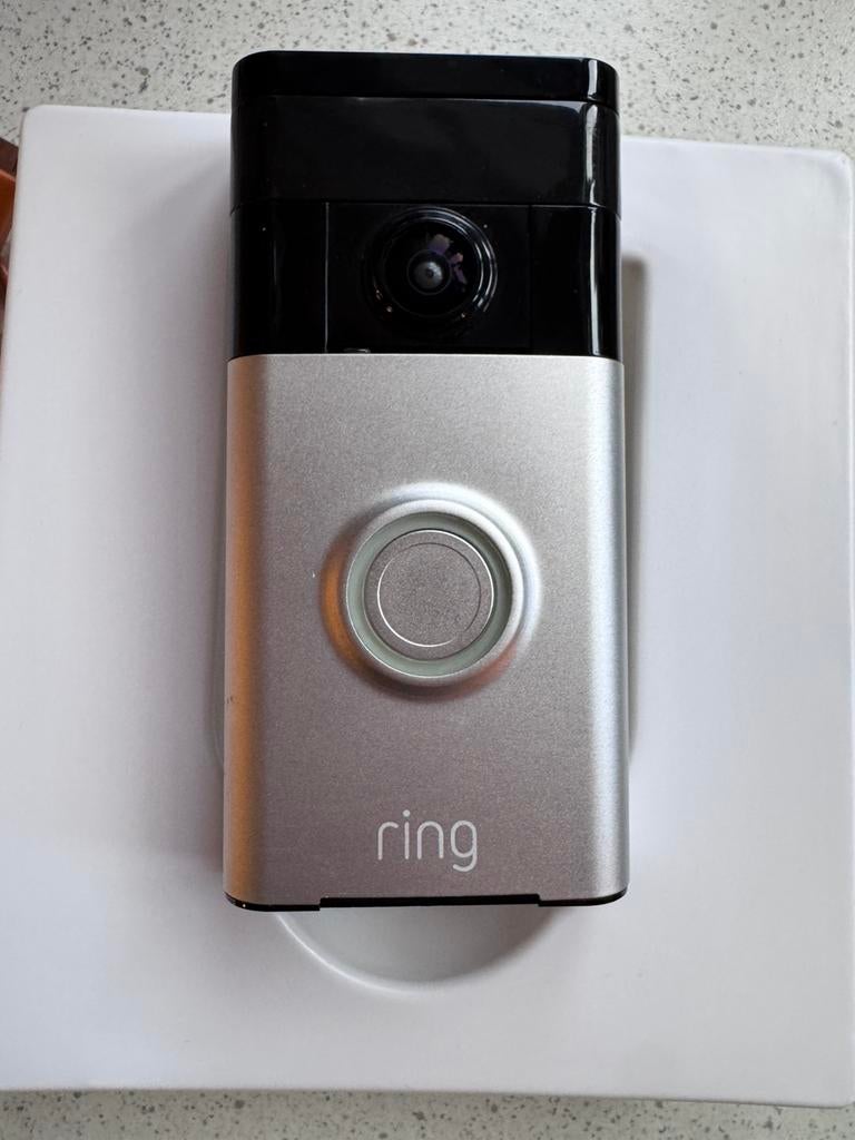 Ring Video Deurbel 1 - Zilver, Huis en Inrichting, Deurbellen, Gebruikt, Draadloos, Bewegingsdetectiesensor, Ophalen of Verzenden