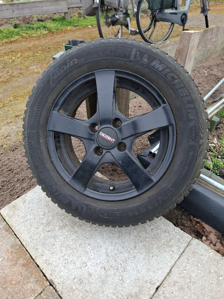 Winterbanden met velgen Fiat 500, Auto-onderdelen, Banden en Velgen, Ophalen, Overige, Gebruikt, Banden en Velgen