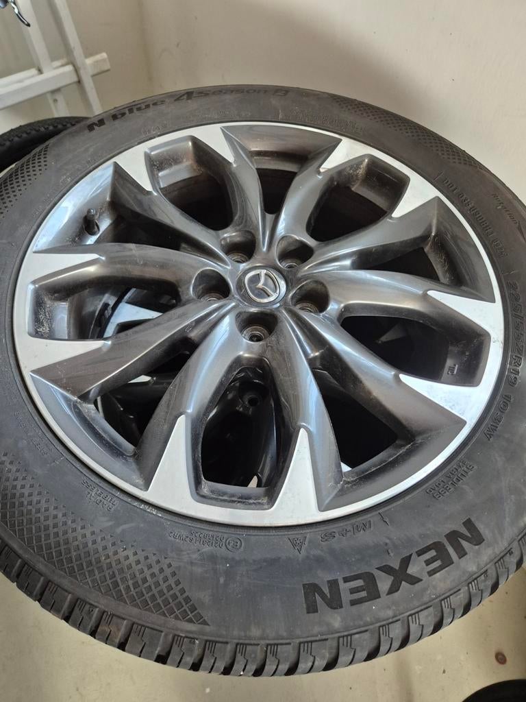 Lichtmetalen velgen Mazda CX-5 (2017) met All Season banden, Auto-onderdelen, Ophalen, All Season, Banden en Velgen