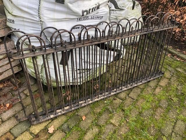 Vooroorlogse ijzeren tuinhekken , 3 stuks . maten : 2 stuks, Ophalen, Gebruikt, IJzer, Tuinhek