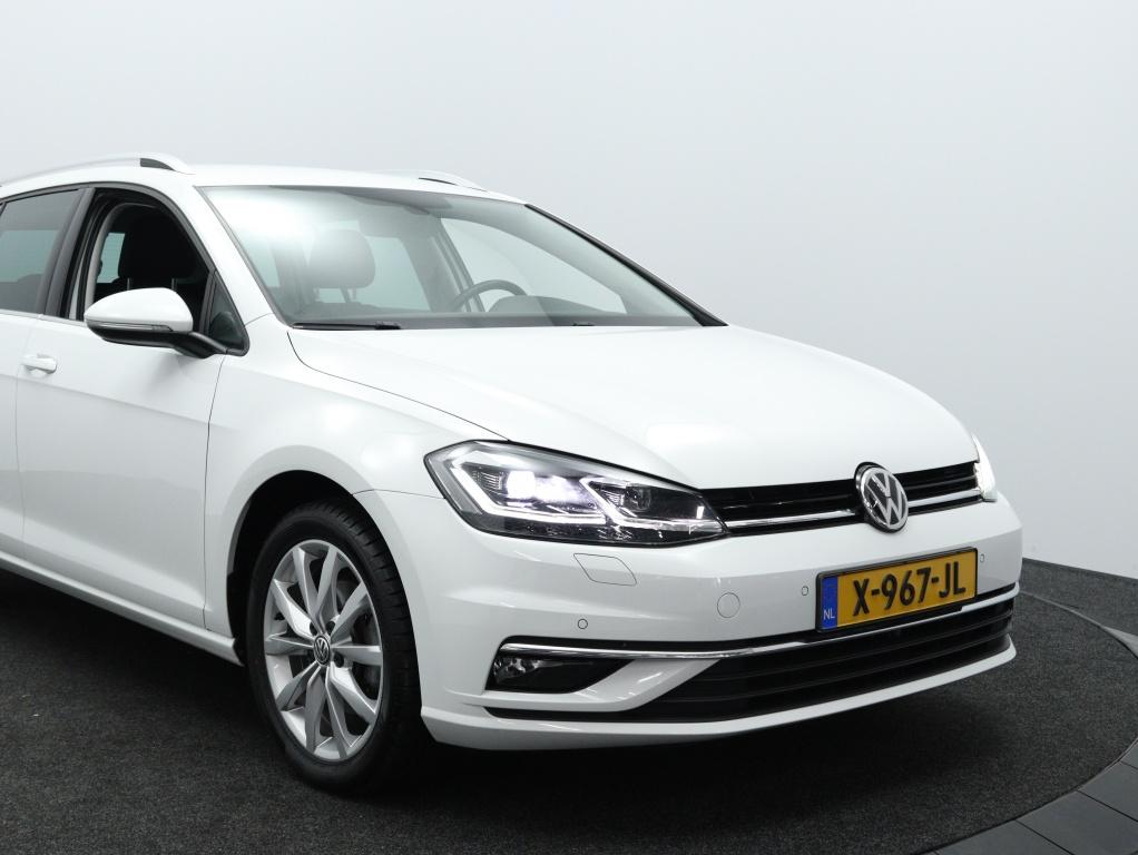 Volkswagen Golf 1.5 TSI Highline Automaat | Navigatie | Came, 12 maanden, Stof, Euro 6, 4 cilinders
