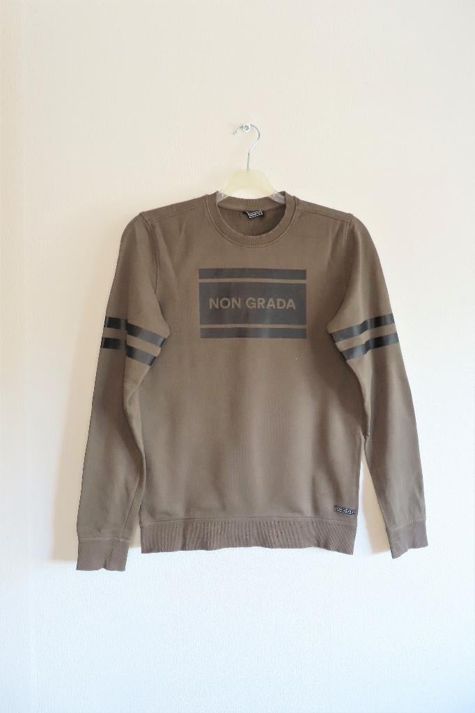 Sweater Legergroen Non Grada mt S (3415), Kleding | Heren, Truien en Vesten, Zo goed als nieuw, Maat 46 (S) of kleiner, Groen