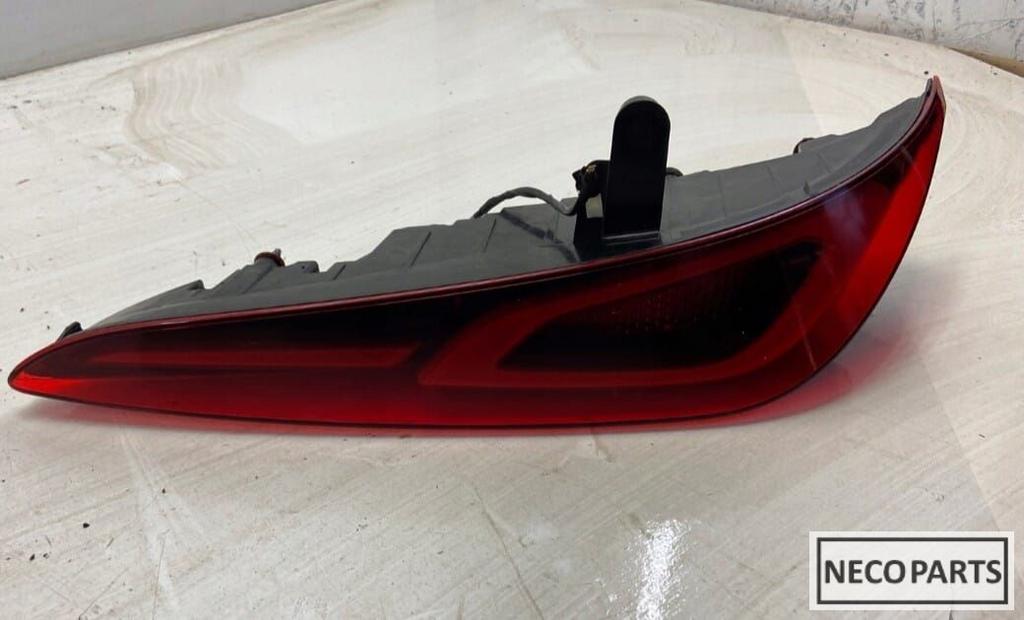 TOYOTA SUPRA 30İ MK5 ACHTERLICHT H3881142112-H3881142111-H38, Gebruikt, Achterklep, Ophalen of Verzenden, Toyota