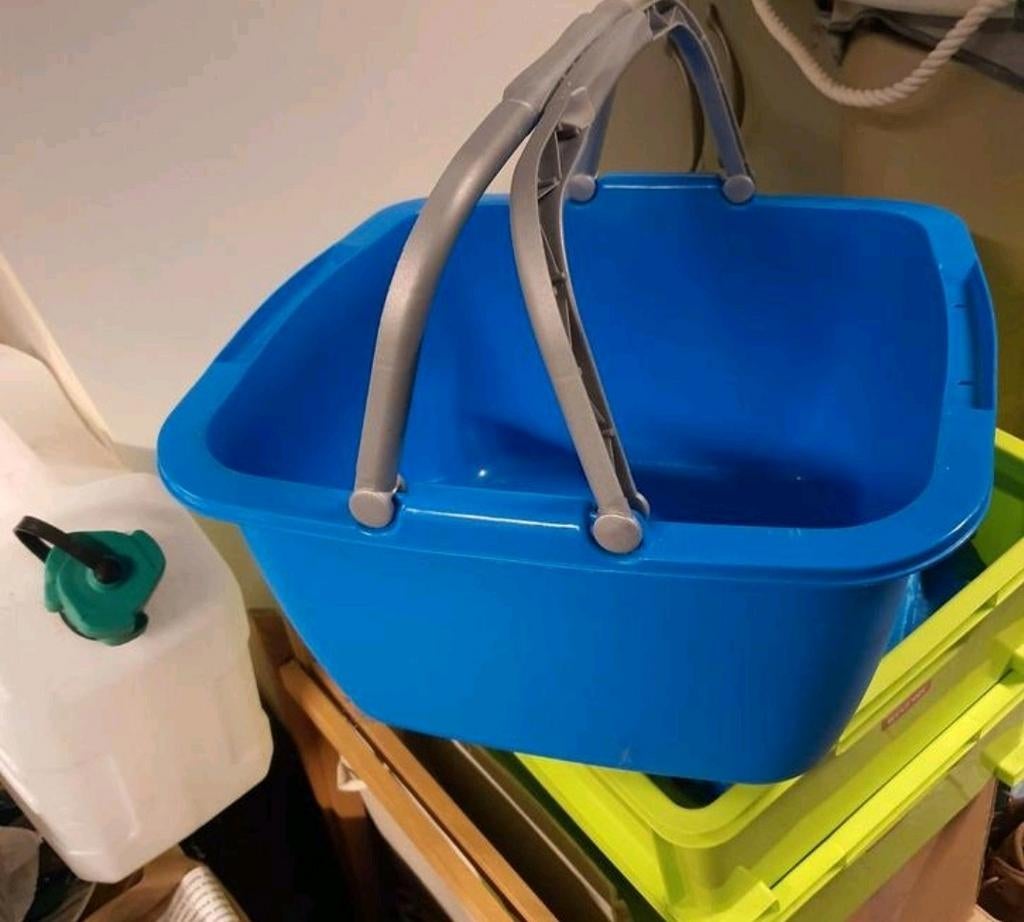 Grote blauwe waterbak afwasbak vuilwaterbak wasmand etc, Ophalen