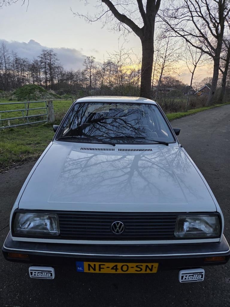 Volkswagen Jetta 1.3 CL 1985 Wit, 440 kg, Stof, 54 pk, 880 kg