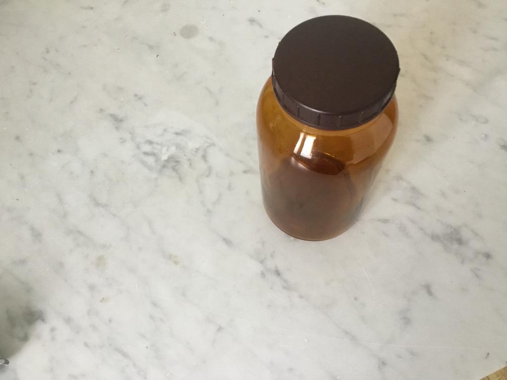 Oude medicijn pot 17 cm bruin, Ophalen of Verzenden