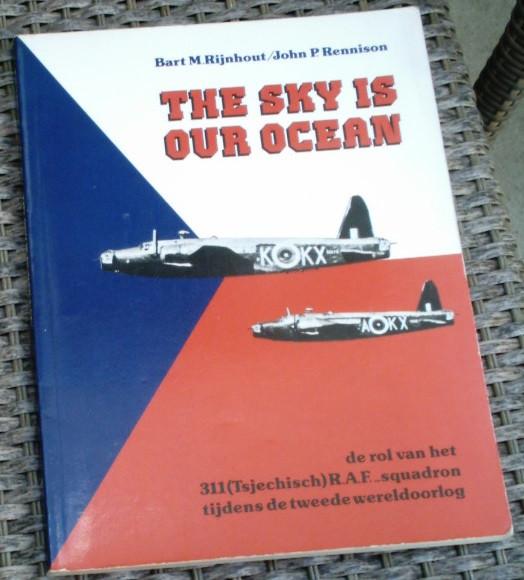 311 R.A.F. squadron(Tsjechisch) in WO2.Rijnhout.Rennison., Ophalen of Verzenden, Tweede Wereldoorlog, Zo goed als nieuw, Overige onderwerpen