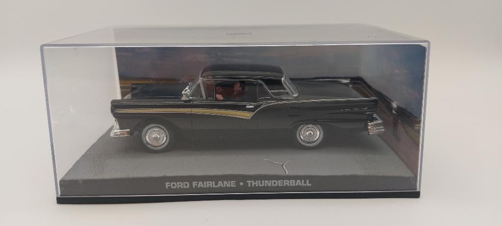 #57 Ford Fairlane 500 Skyliner James bond auto met boekje, Verzenden, Nieuw, Auto, Universal Hobbies