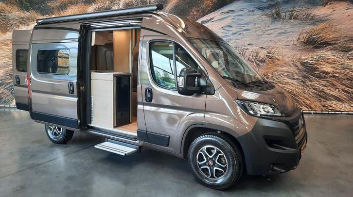 Pössl Roadcamp R 5.40 Automaat (2022)- Klaar voor vertrek, Caravans en Kamperen, Campers, Automaat, Chemisch toilet, Buscamper of Camperbus