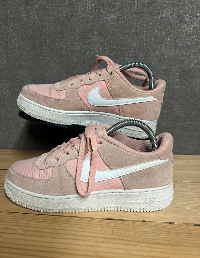 Nike Air Force one, Kleding | Dames, Schoenen, Ophalen of Verzenden, Sneakers of Gympen, Roze, Gedragen
