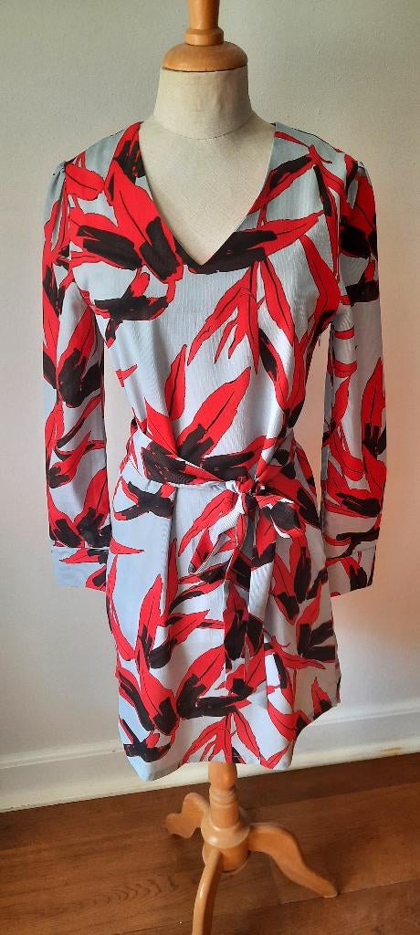 nieuwe dames jurk, merk Anonyme, maat S, Maat 38/40 (M), Ophalen of Verzenden, Zo goed als nieuw, Rood