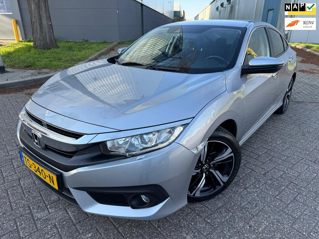Honda Civic 1.5 i-VTEC Elegance*STOEL VERWARMING*CRUISE*CAME, Auto's, Euro 6, 4 cilinders, Origineel Nederlands, Bedrijf