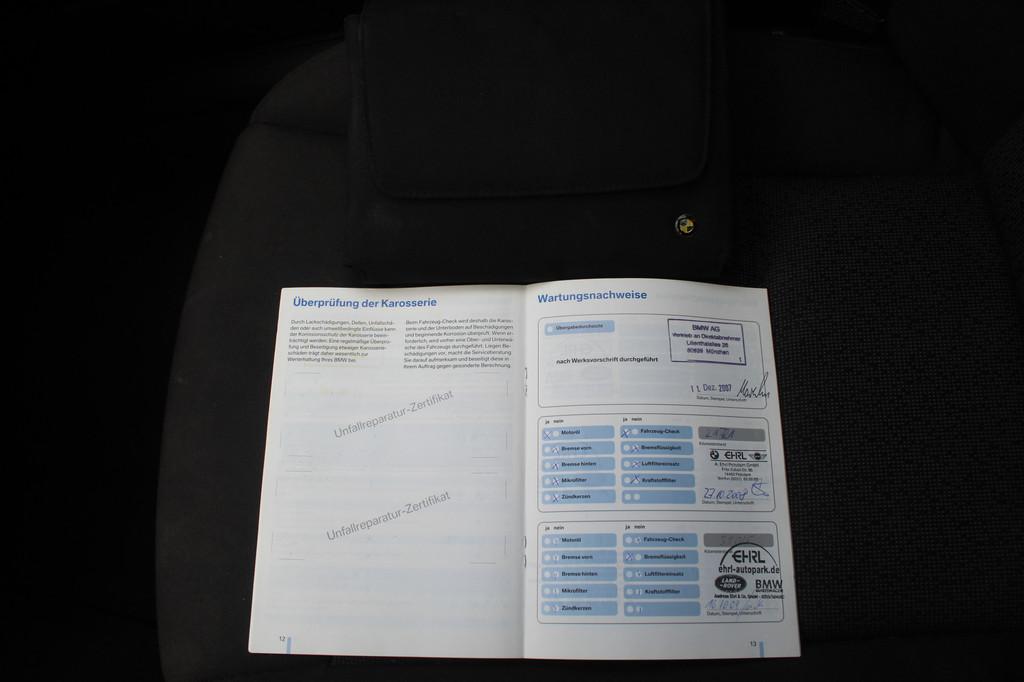 BMW 3 Serie Touring 320i *Meeneemprijs*/Panoramadak/Cruise c, Auto's, Zwart, 4 cilinders, Zwart, Handgeschakeld