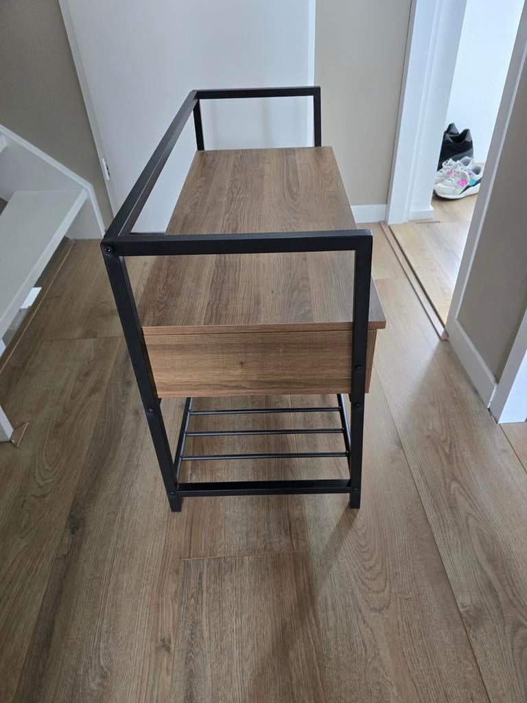 Schoenenbank, Ophalen, Gebruikt