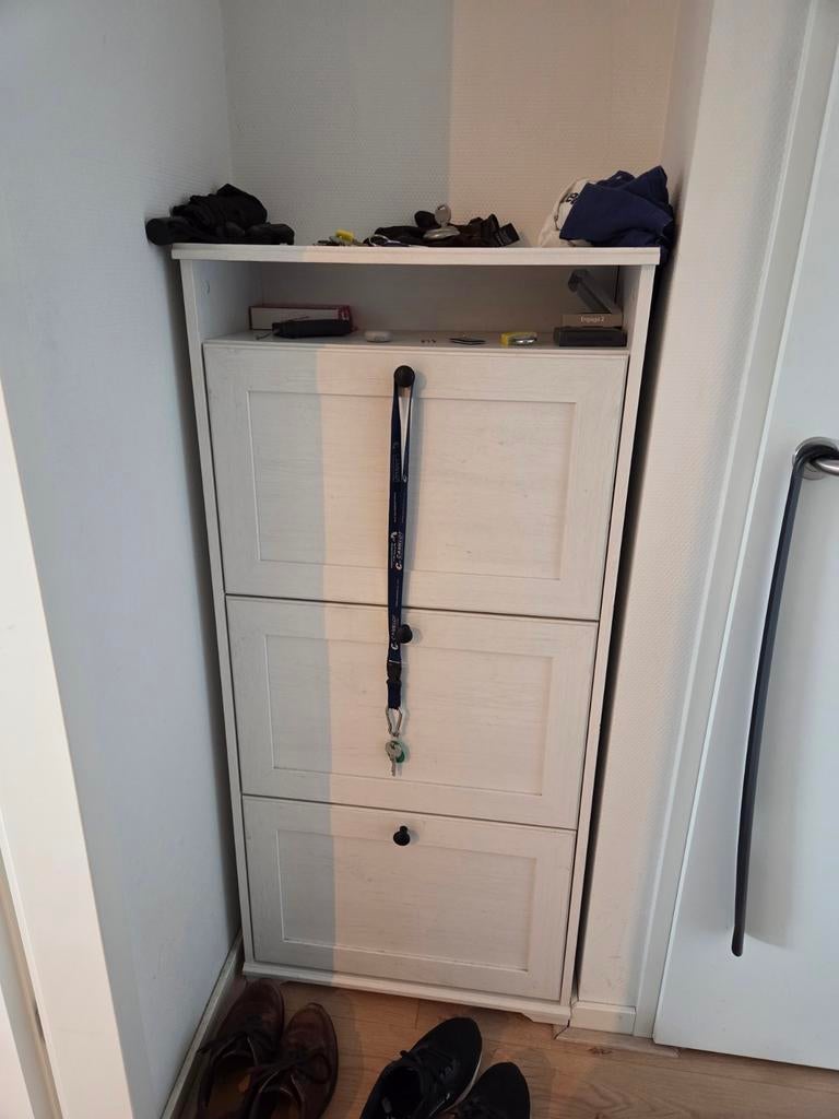 IKEA BRUSALI schoenenkast wit, 3 vakken, good condition, Ophalen