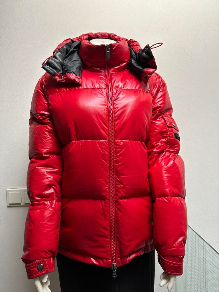 Michael Kors Dikke Winterjas S gewatteerd kleur rood, Kleding | Dames, Michael Kors, Ophalen of Verzenden, Zo goed als nieuw, Maat 36 (S)