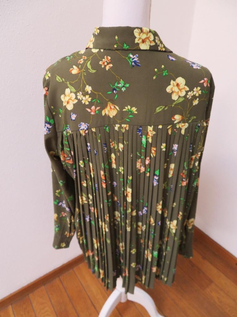 W23 ONLY blouse (voor foto2) groen maat 40, Kleding | Dames, Blouses en Tunieken, Maat 38/40 (M), Only, Ophalen of Verzenden, Zo goed als nieuw