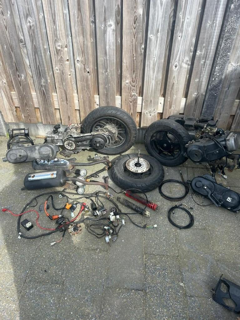 gy6/grande retro onderdelen, Fietsen en Brommers, Fietsonderdelen, Ophalen, Gy6, Motor, Aluminium