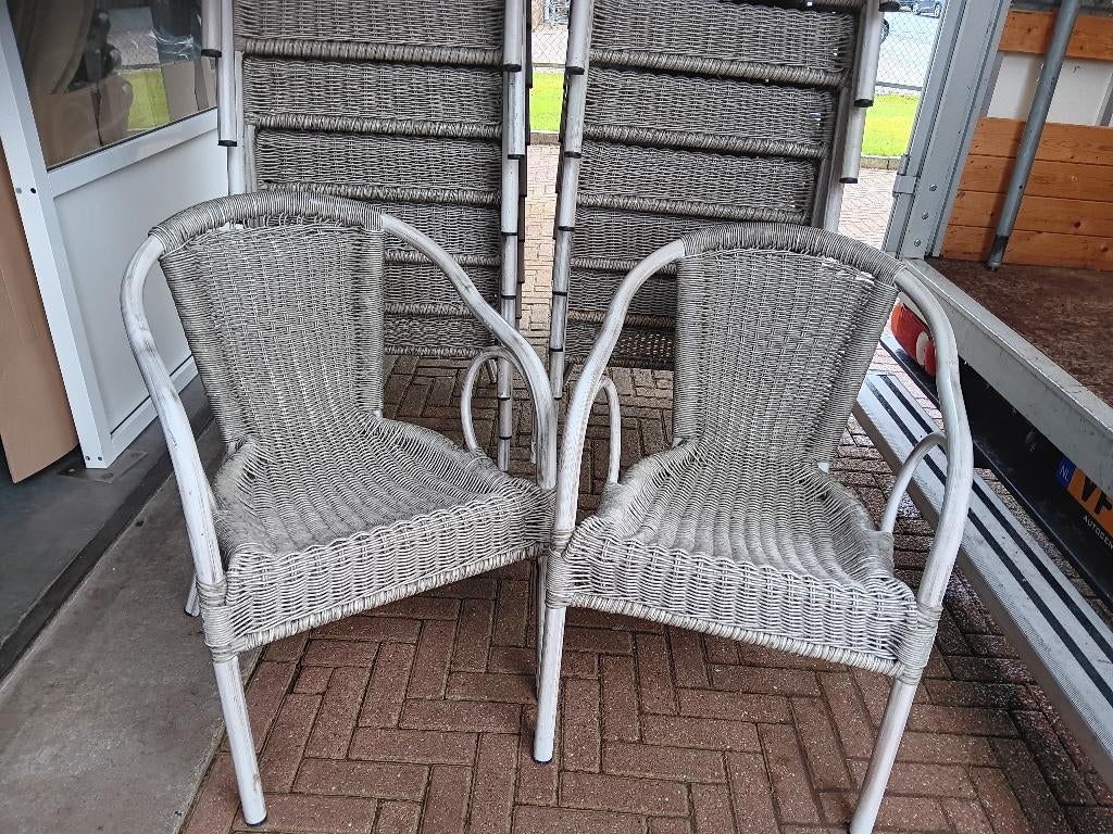 42 nette aluminium horeca terrasstoelen, Ophalen, Gebruikt, Grijs, Vijf, Zes of meer stoelen