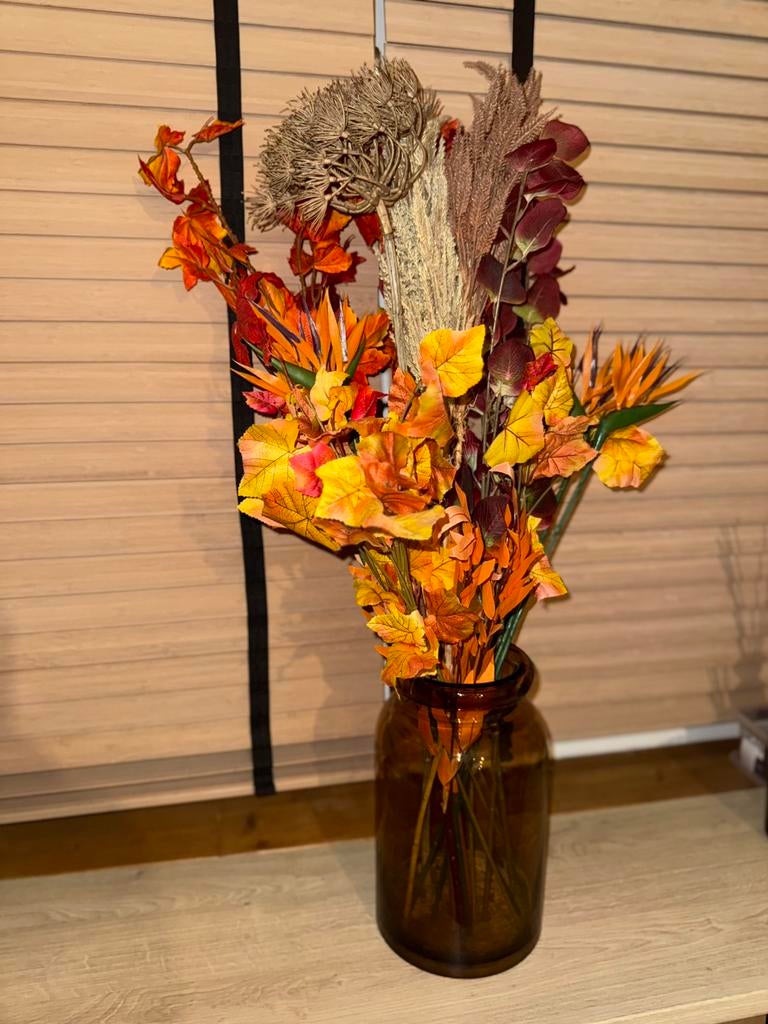 Mooi Boeket kuntsbloemen kunstbladeren, Ophalen, Zo goed als nieuw