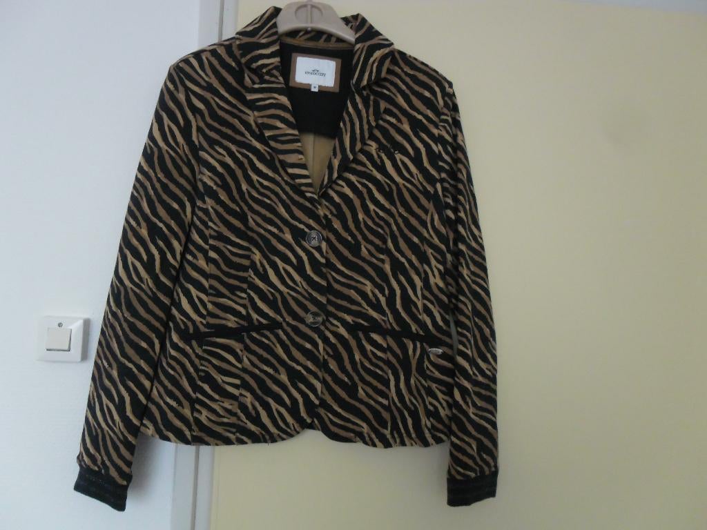 z.g.a.n. dames jasje. Maat 38, Kleding | Dames, Jasjes, Kostuums en Pakken, Maat 38/40 (M), Bruin, Ophalen of Verzenden, Zo goed als nieuw