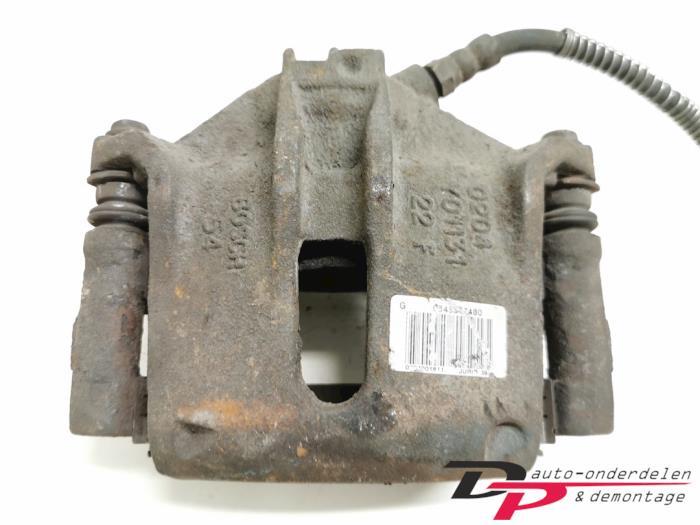 Remklauw (Tang) links-voor van een Peugeot 206, Gebruikt, -, -, Ophalen of Verzenden