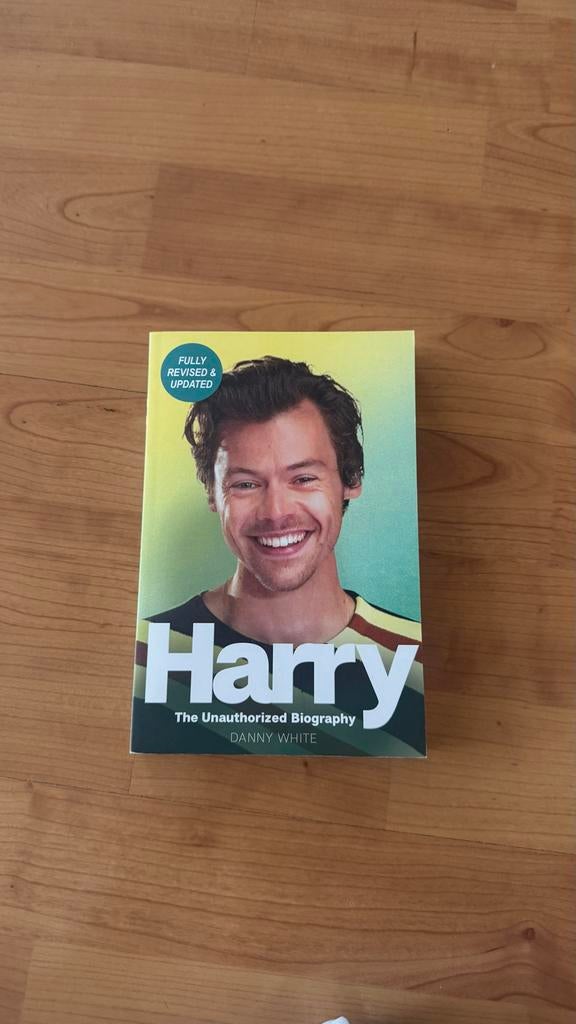 Harry Styles: The Unauthorized Biography - Danny White, Boeken, Biografieën, Zo goed als nieuw, Film, Tv en Media, Ophalen of Verzenden