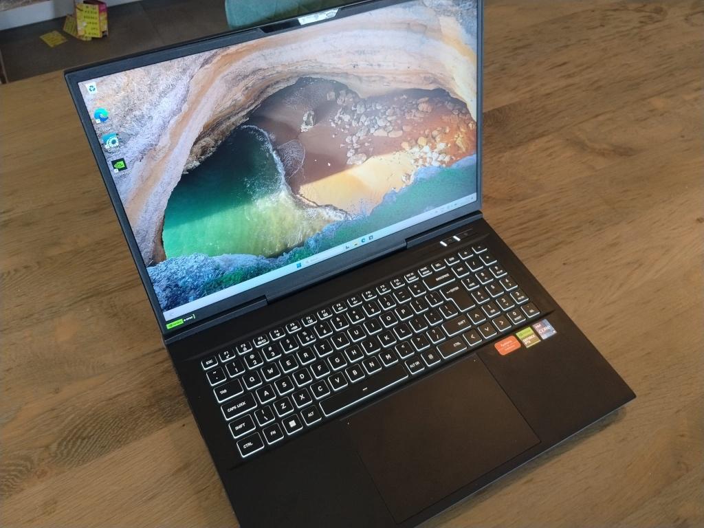 BTO/XMG/Gaming | i9-13900HX | 64GB DDR5 | 4TB SSD | RTX 4060, Computers en Software, Windows Laptops, Ophalen, Met videokaart