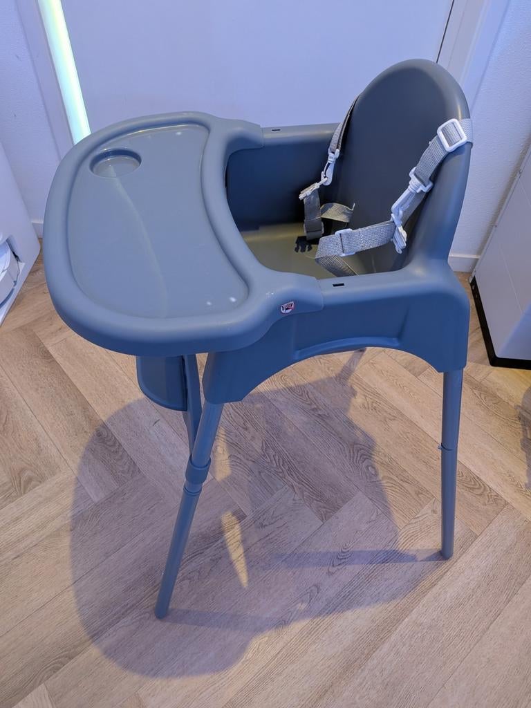 Kinderstoel met afneembaar eetblad en gordel, Kinderen en Baby's, Kinderstoelen, Ophalen of Verzenden, Gebruikt, Overige typen