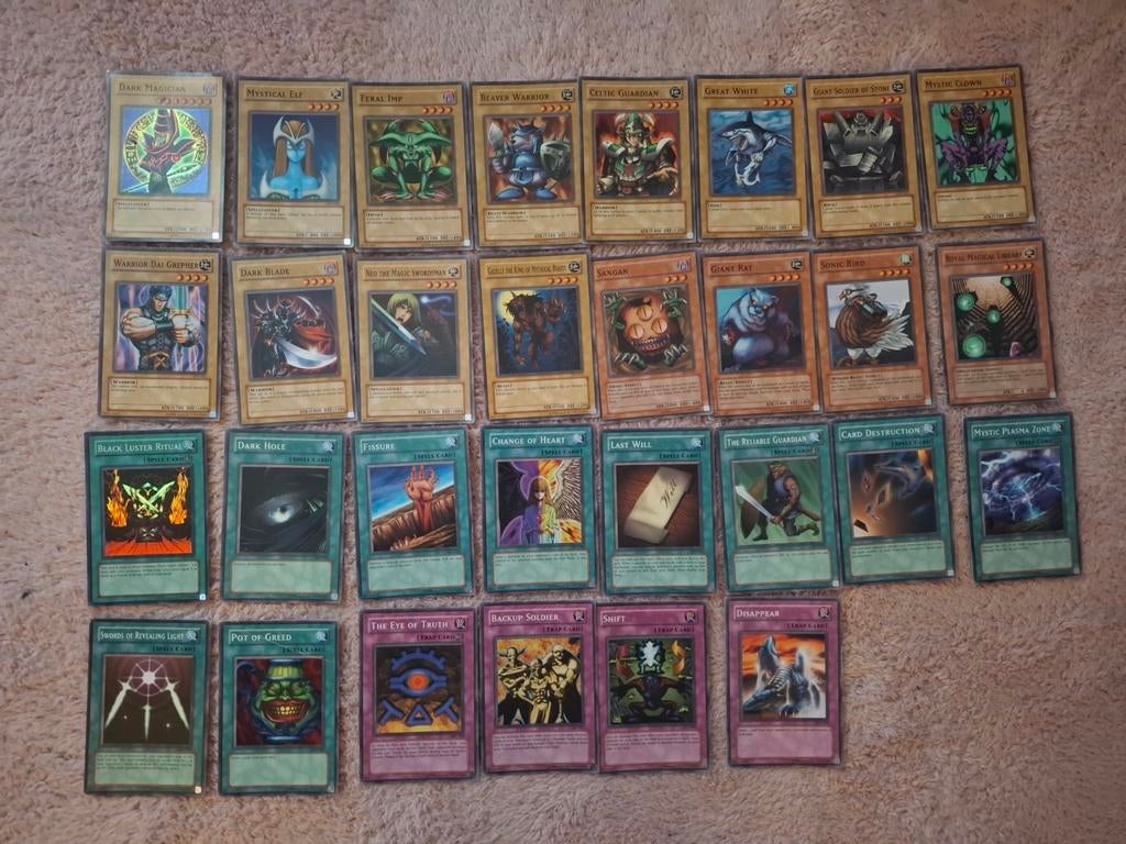 Yu-Gi-Oh! Starter Deck Yugi Evolution (30 kaarten), Ophalen of Verzenden, Zo goed als nieuw, Starterdeck