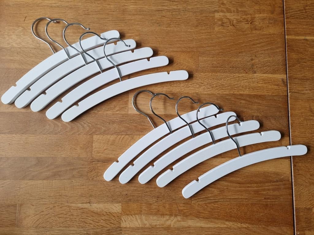 Prenatal Kledinghangers - hout - wit - 10 stuks, Kinderen en Baby's, Babykleding | Overige, Ophalen of Verzenden, Zo goed als nieuw