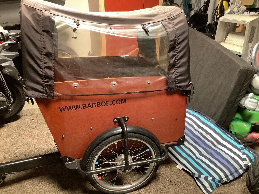 Bakfiets babboe, Fietsen en Brommers, Fietsen | Bakfietsen, 4 kinderen of meer, Gebruikt, Huif, Ophalen