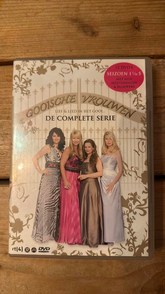 Gooische Vrouwen - de complete serie (1-5), Vanaf 12 jaar, Ophalen of Verzenden, Zo goed als nieuw, Komedie