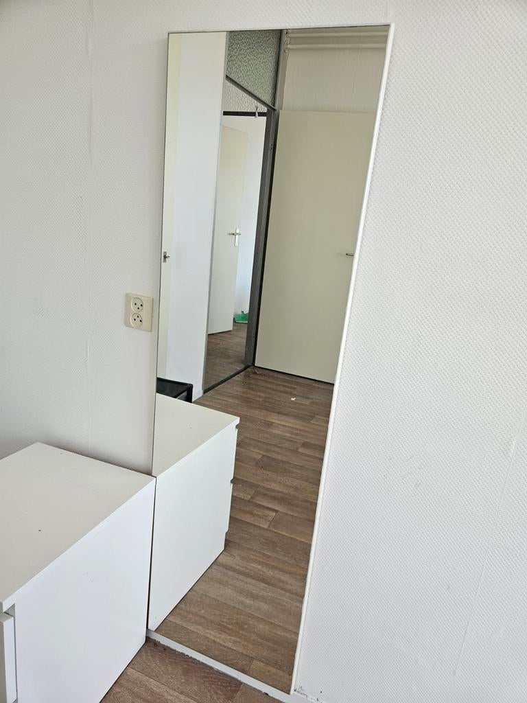 Spiegel, Huizen en Kamers