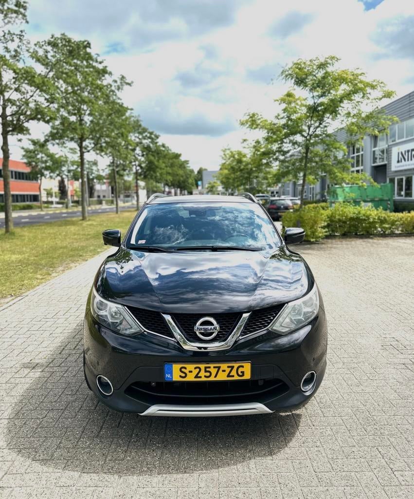 Nissan qashqai Zwart 1.2 | panorama | stoelverwarming|, Auto's, Zwart, 14 km/l, 115 pk, Particulier