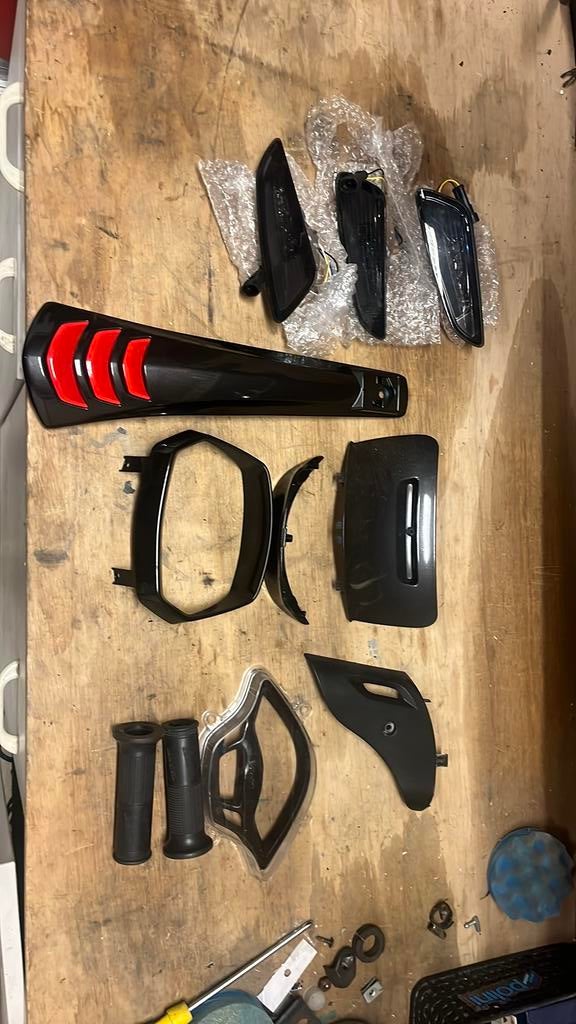 Vespa sprint onderdelen, Ophalen of Verzenden