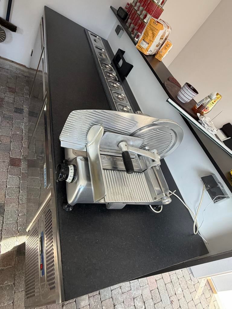 Professionele Bizerba snijmachine, Ophalen of Verzenden, Gebruikt