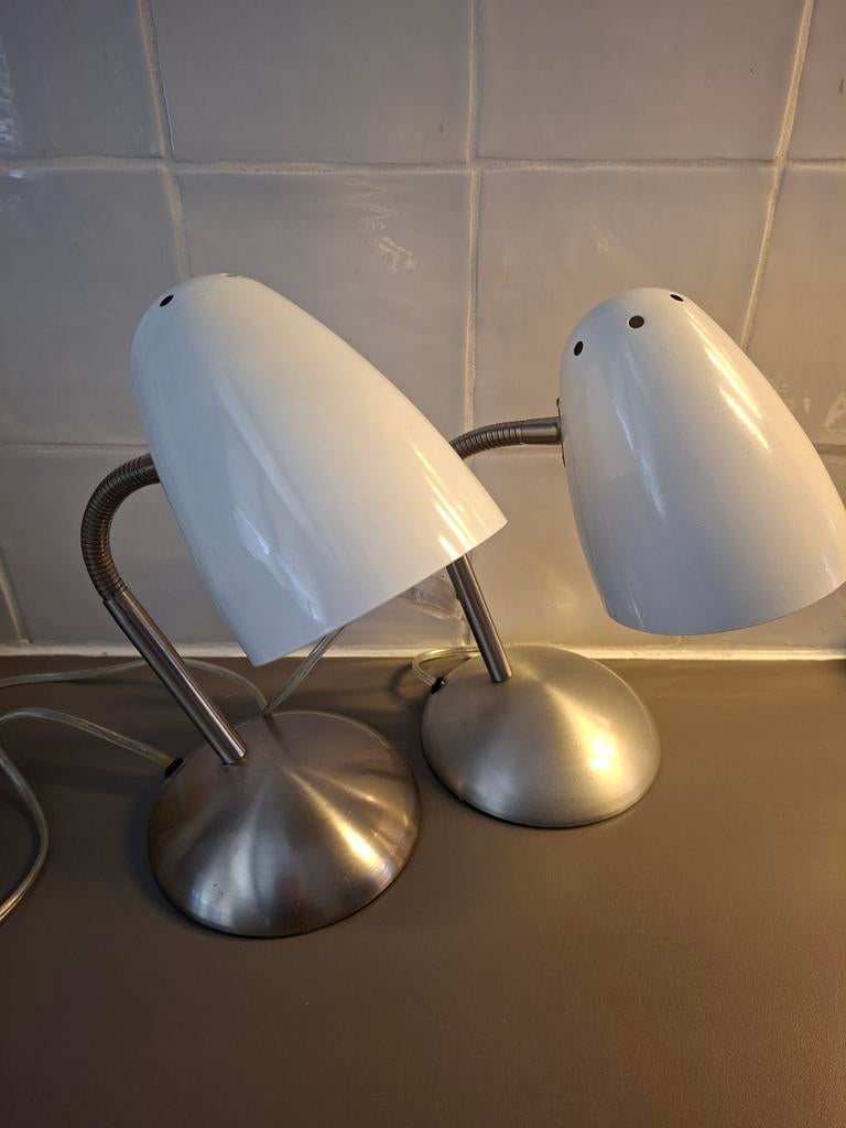Hema Bedlampje 40W E14 - Wit/Metaal - 30cm Hoog, Ophalen of Verzenden, Gebruikt, Metaal, Minder dan 50 cm