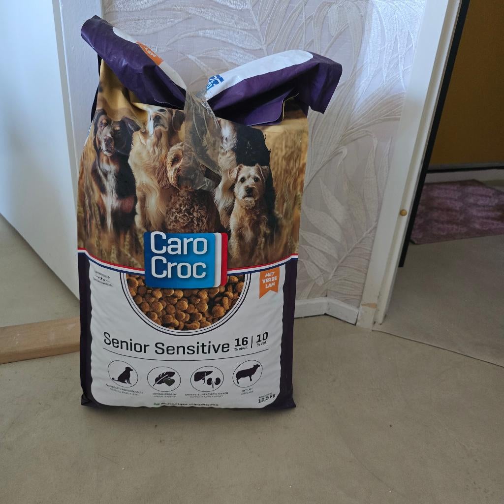 Caro croc honden brok, Ophalen, Hond