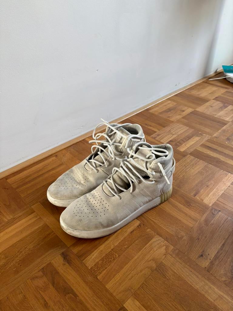 Sneakers Adidas, maat 44, vier paar, Kleding | Heren, Schoenen, Overige kleuren, Ophalen of Verzenden, Sneakers of Gympen, Gedragen
