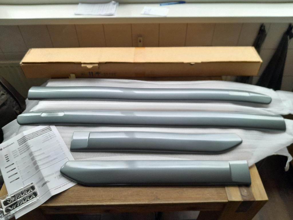 Nieuw: Set Sierlijsten/Stootlijsten Suzuki Grand Vitara, Verzenden