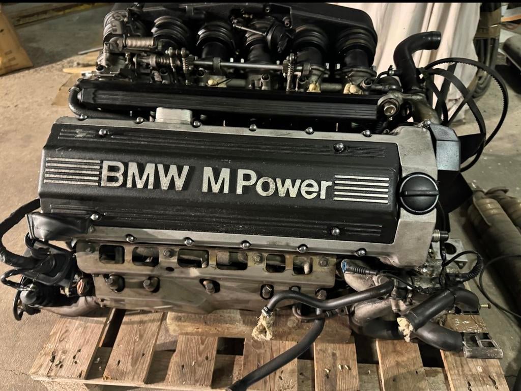 BMW E34 M5 Motor S38B38 + Nieuwe onderdelen versnellingsbak, Auto-onderdelen, Ophalen, Gebruikt, BMW