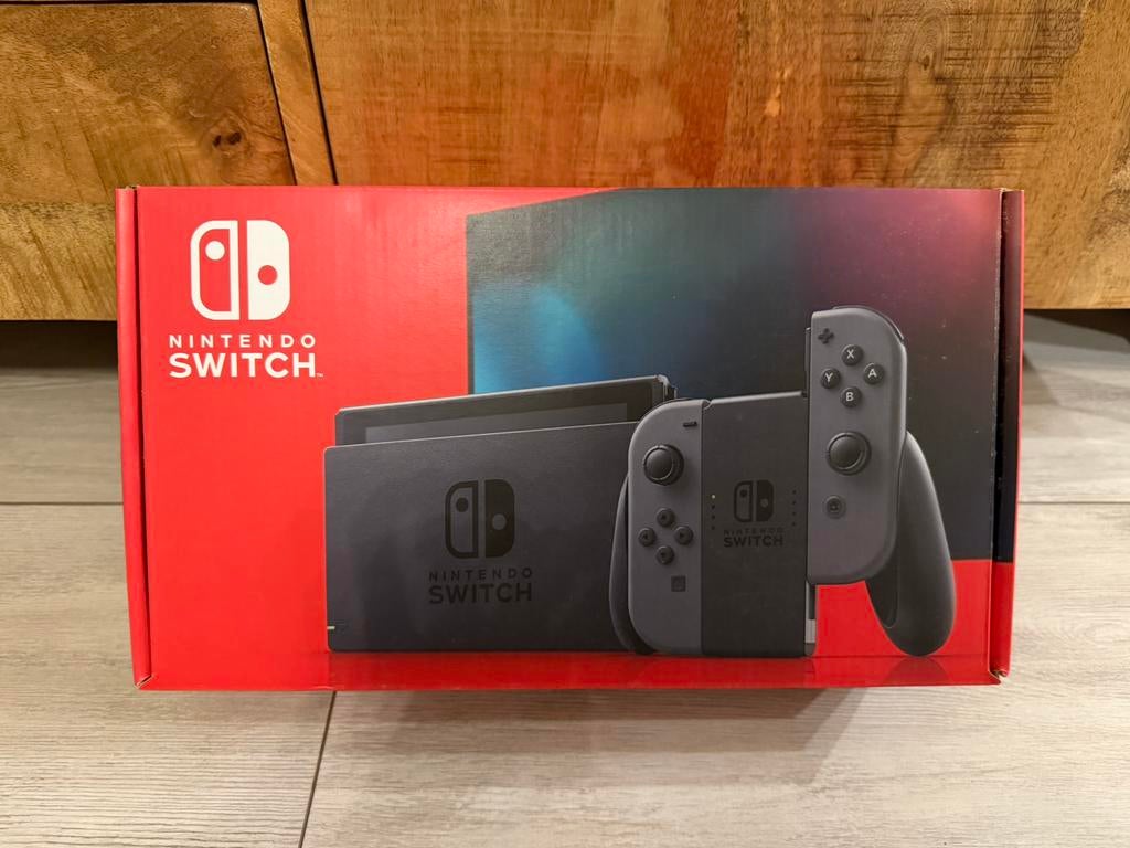 Nintendo Switch (Grey) + Carrying Case - Excellent Condition, Ophalen, Zo goed als nieuw, Met 2 controllers, Switch Original