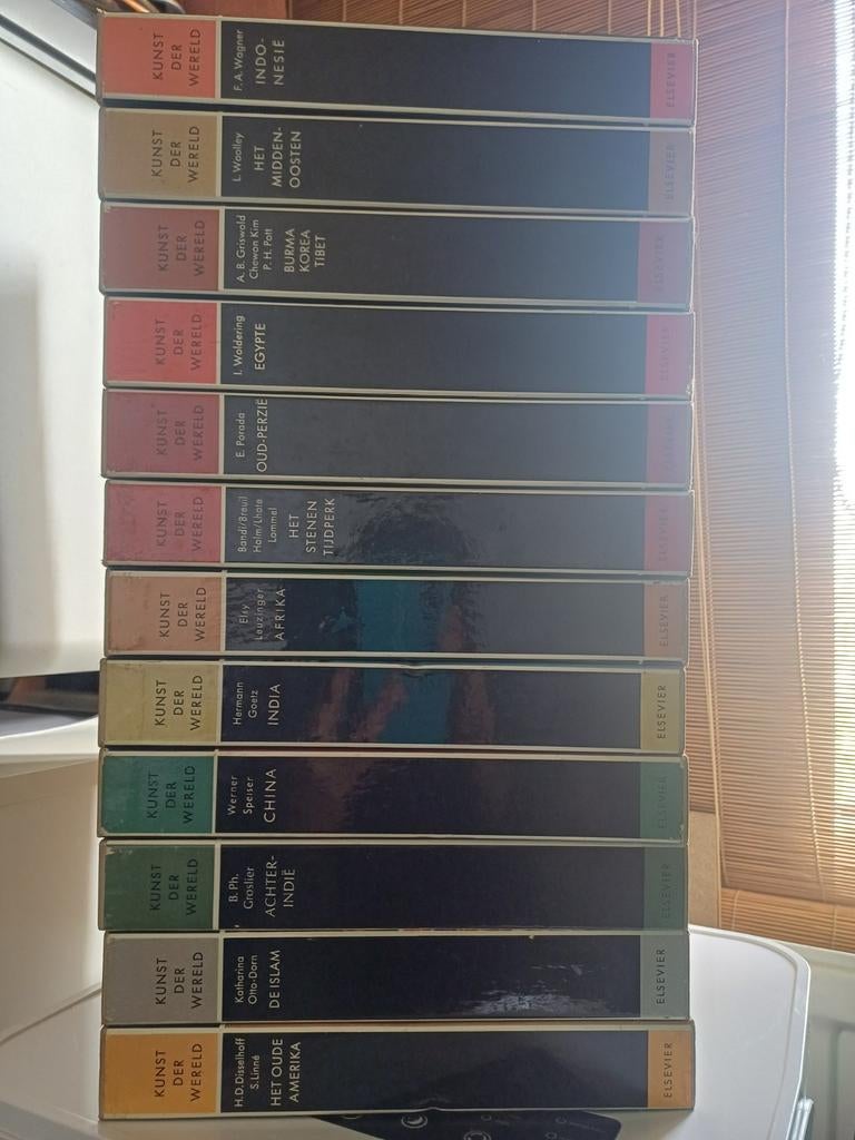 12x Kunst der Wereld encyclopedie Elsevier, Ophalen
